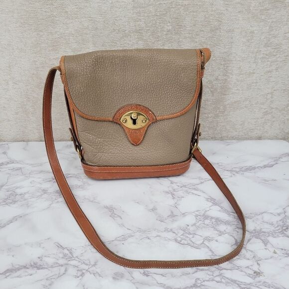 Dooney & Bourke Vintage Calvary Spectator Tan Brown Pebble Leather Crossbody Bag - Picture 3 of 16